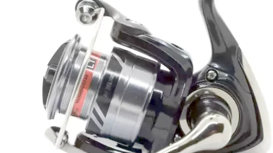 Котушка Daiwa 20 RX LT 2000
