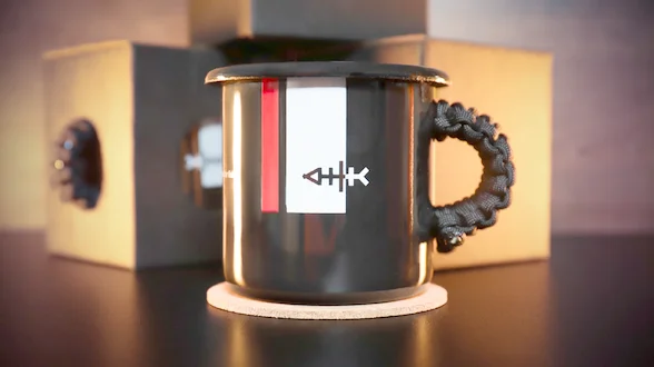 Запечена емальована чашка "IRON FISH"