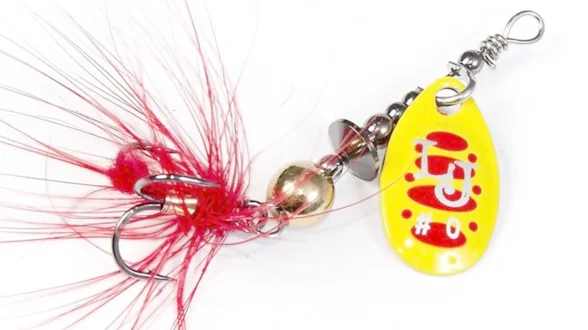 Блешня оберталка LJ BONNIE BLADE 02 4.3г / 010 Блешня оберталка LJ BONNIE BLADE 02 4.3г / 010